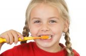 Gesund beginnt im Mund - Zähneputzen macht Schule